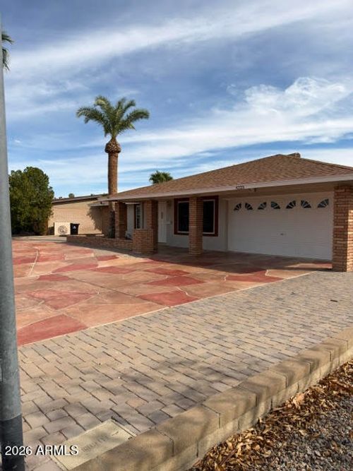 4223 W Eva St, Phoenix, AZ, 85051-3242 | Card Image