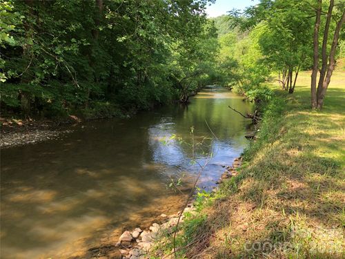 2-676 Big Helton Rd, Grassy Creek, NC, 28631-9114 | Card Image