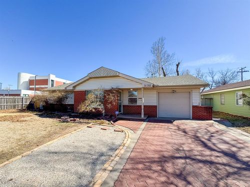 1302 Denison Dr, Norman, OK, 73069-7409 | Card Image