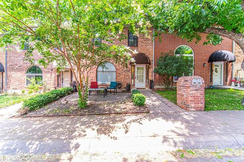 428 W Oak Street, Weatherford, TX, 76086 | Card Image