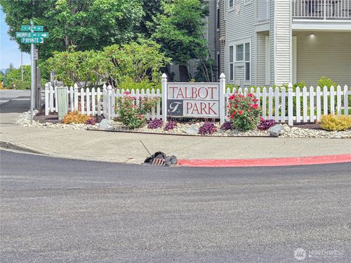 11f-503 S 47th St, Renton, WA, 98055-6372 | Card Image