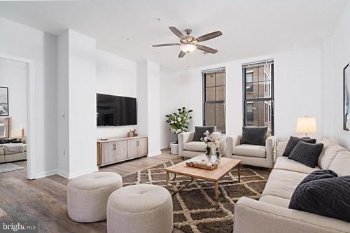 unit-401-444 W Broad St, FALLS CHURCH, VA, 22046-3348 | Card Image