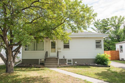 614 16th St N, Moorhead, MN, 56560-2109 | Card Image