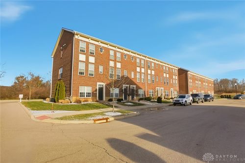 1101 Parklake Row, Springboro, OH, 45066-7542 | Card Image