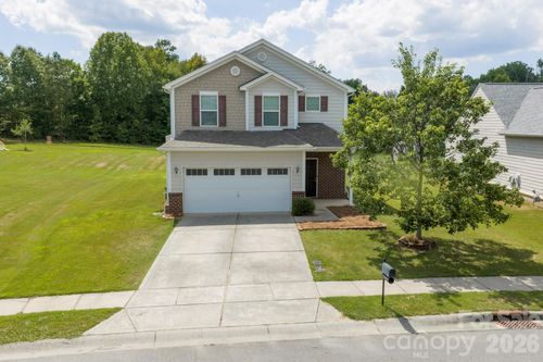 2021 Blue Stream Ln, Indian Trail, NC, 28079-5769 | Card Image