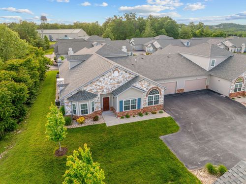 137 Rue De Villas Cir, Branson, MO, 65616-9856 | Card Image