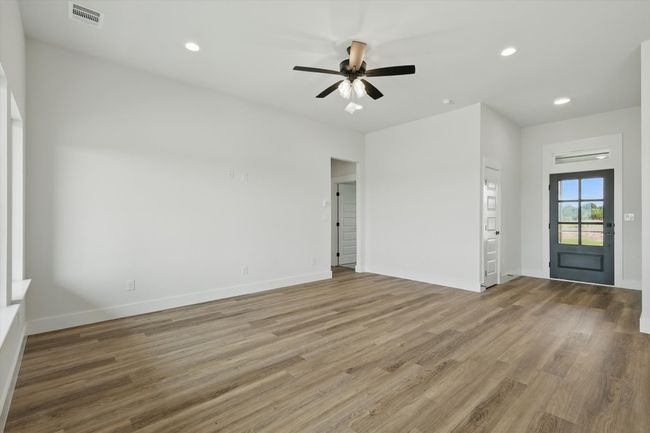 169 Gilmore Ct, House other with 4 bedrooms, 2 bathrooms and null parking in Lipan TX | Image 11