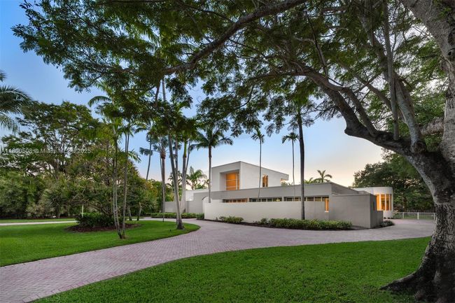 9500 Sw 60 Th Ct, House other with 6 bedrooms, 9 bathrooms and null parking in Pinecrest FL | Image 44