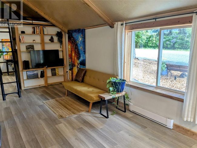 4152 51 St, House other with 2 bedrooms, 2 bathrooms and 10 parking in Canyon BC | Image 41