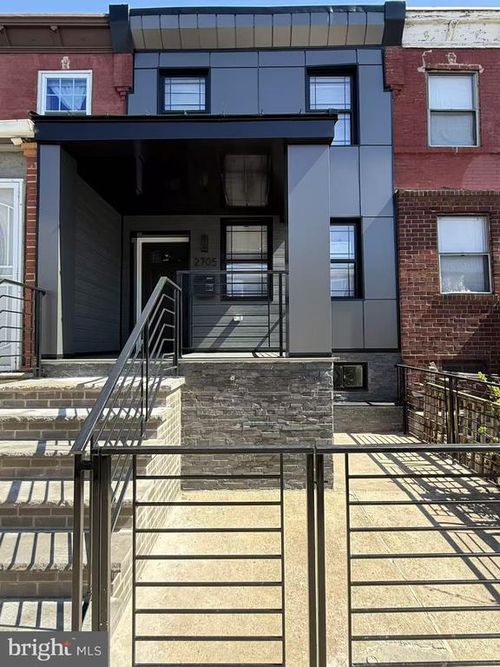 2705 S Sheridan St, PHILADELPHIA, PA, 19148-4824 | Card Image