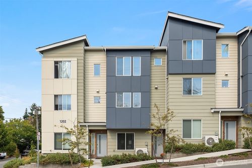 unit-b-1202 Ne 180th St, Shoreline, WA, 98155-3892 | Card Image