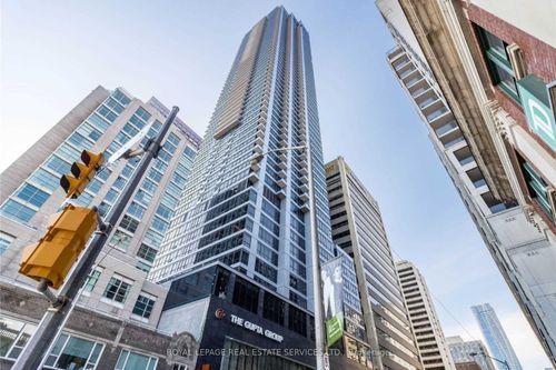 5210-395 Bloor St E, Toronto, ON, M4W0B4 | Card Image