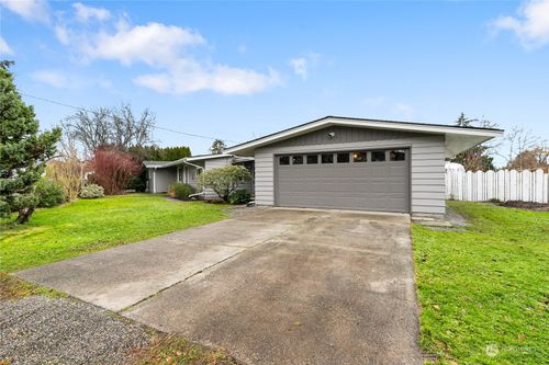 5815 Ewings Court, Bow, WA, 98232 | Card Image