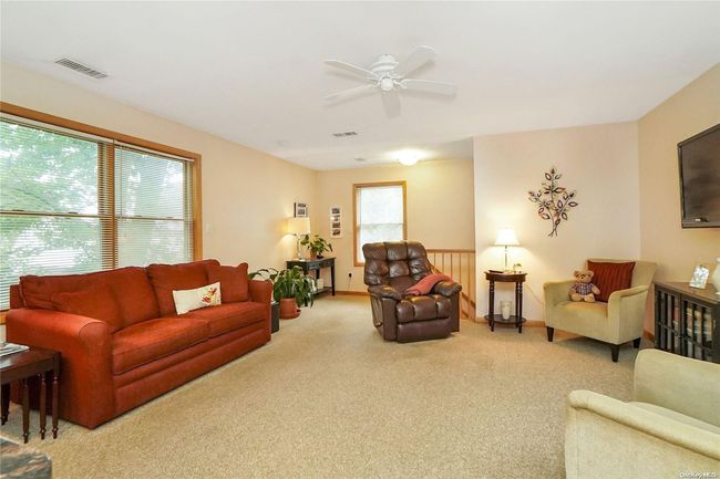 1107 Jefferson Ave, House other with 4 bedrooms, 2 bathrooms and null parking in West Islip NY | Image 17