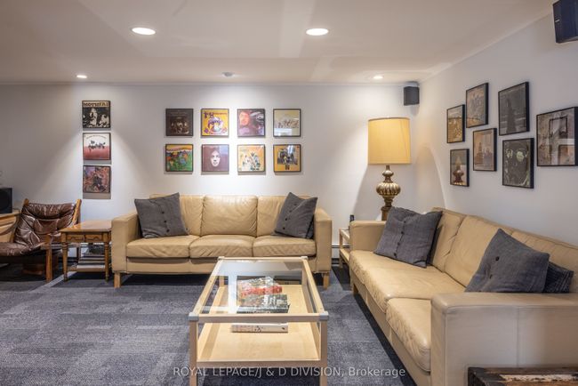 83 Glencairn Ave, House other with 4 bedrooms, 2 bathrooms and 1 parking in Toronto ON | Image 22
