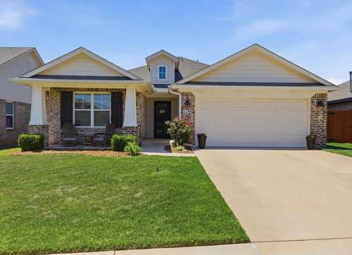 1218 S Landry Lane, Stillwater, OK, 74074-7481 | Card Image