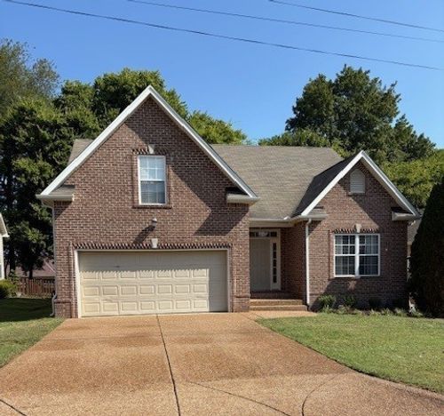 1060 Golf View Way, Spring Hill, TN, 37174-5127 | Card Image