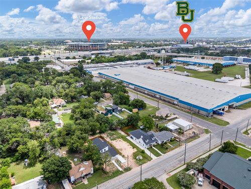 721 Taylor St, Waco, TX, 76704-2643 | Card Image