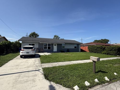 640 W 34th St, Riviera Beach, FL, 33404-3619 | Card Image