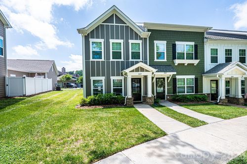 1809 Edgewater Dr Nw, Conover, NC, 28613-8184 | Card Image