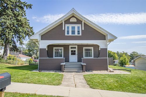 219 N Ford St, Anamosa, IA, 52205-1115 | Card Image