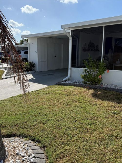 614-614 Fair Winds Dr, Nokomis, FL, 34275-2530 | Card Image