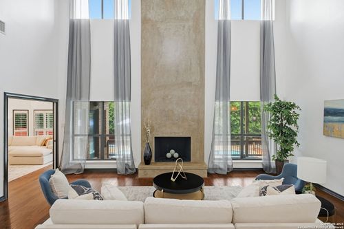 15662 Robin Rdg, San Antonio, TX, 78248-1708 | Card Image