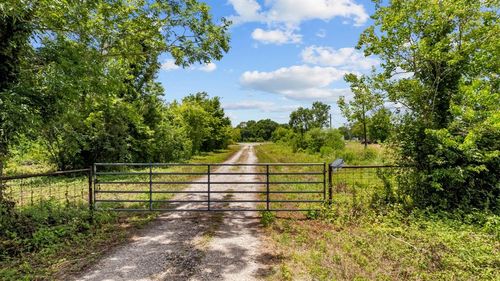 1403 Algoa Friendswood Rd, Alvin, TX, 77511-8475 | Card Image