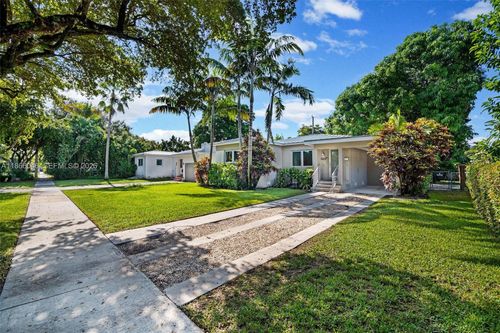 6320 Nw 41st St, Virginia Gardens, FL, 33166-6905 | Card Image