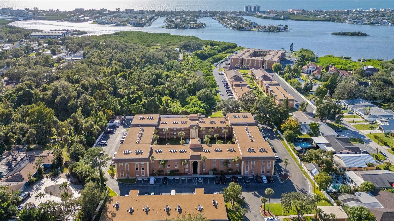 Residential in LARGO