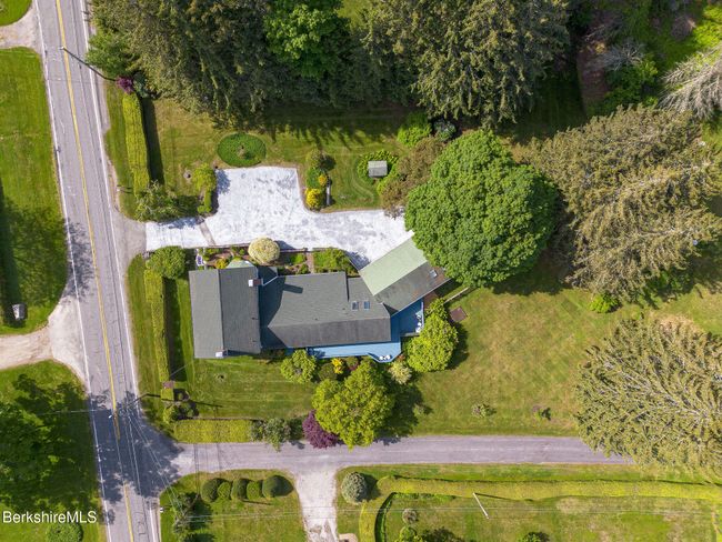 311 N Plain Rd, House other with 4 bedrooms, 4 bathrooms and null parking in Great Barrington MA | Image 56