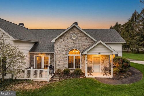 2110-2110 Bayberry Ln, York, PA, 17403-4773 | Card Image