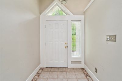 Beautiful entry way. | Image 3