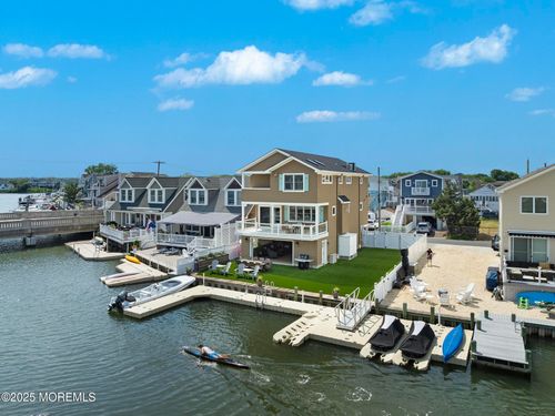 6 Pearce Ct, Manasquan, NJ, 08736-3212 | Card Image