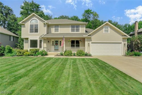 10318 Merriam Ln, Twinsburg, OH, 44087-2640 | Card Image