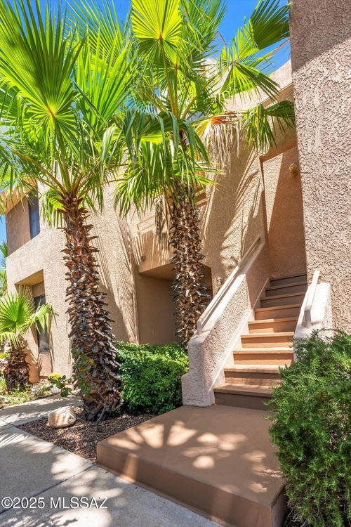 5228-5675 N Camino Esplendora, Tucson, AZ, 85718 | Card Image