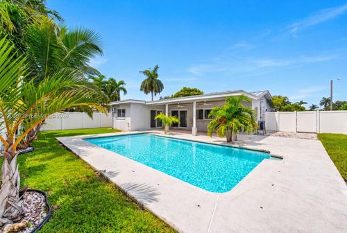 4490 Nw 19th Way, Oakland Park, FL, 33309-4555 | Card Image