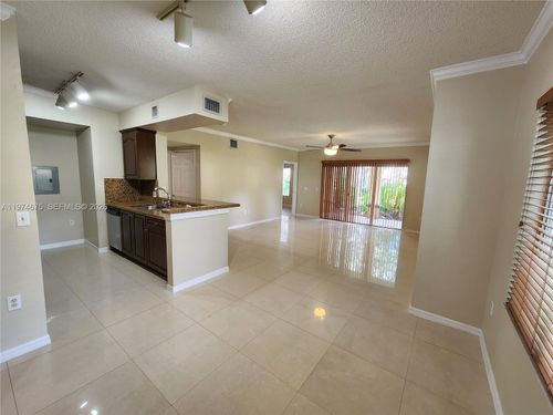 apt-108-2492 Centergate Dr, Miramar, FL, 33025-7221 | Card Image