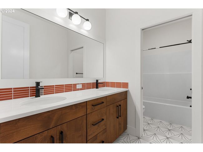 853 Glade Avenue, House other with 5 bedrooms, 4 bathrooms and 2 parking in ForestGrove OR | Image 39