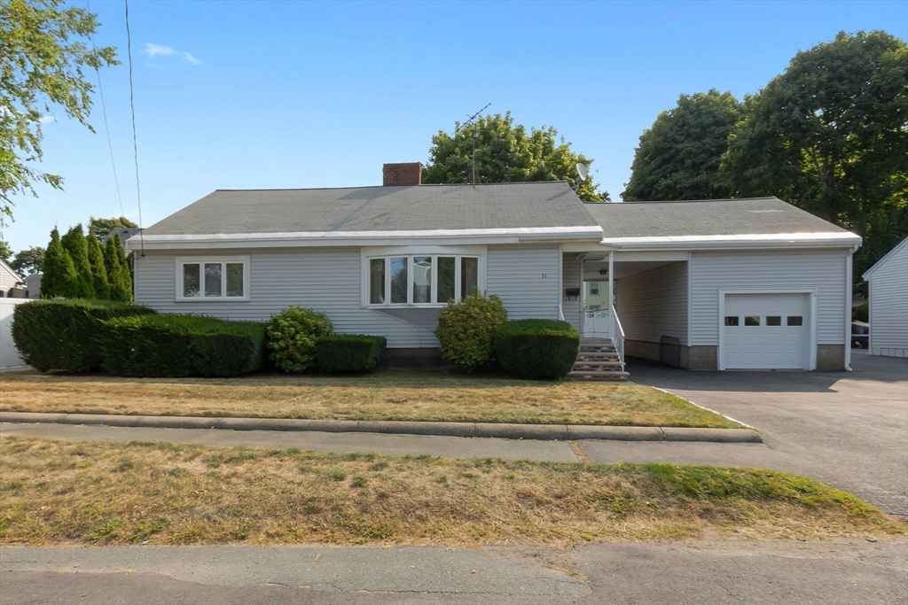 Rose Cir, Peabody, MA 01960