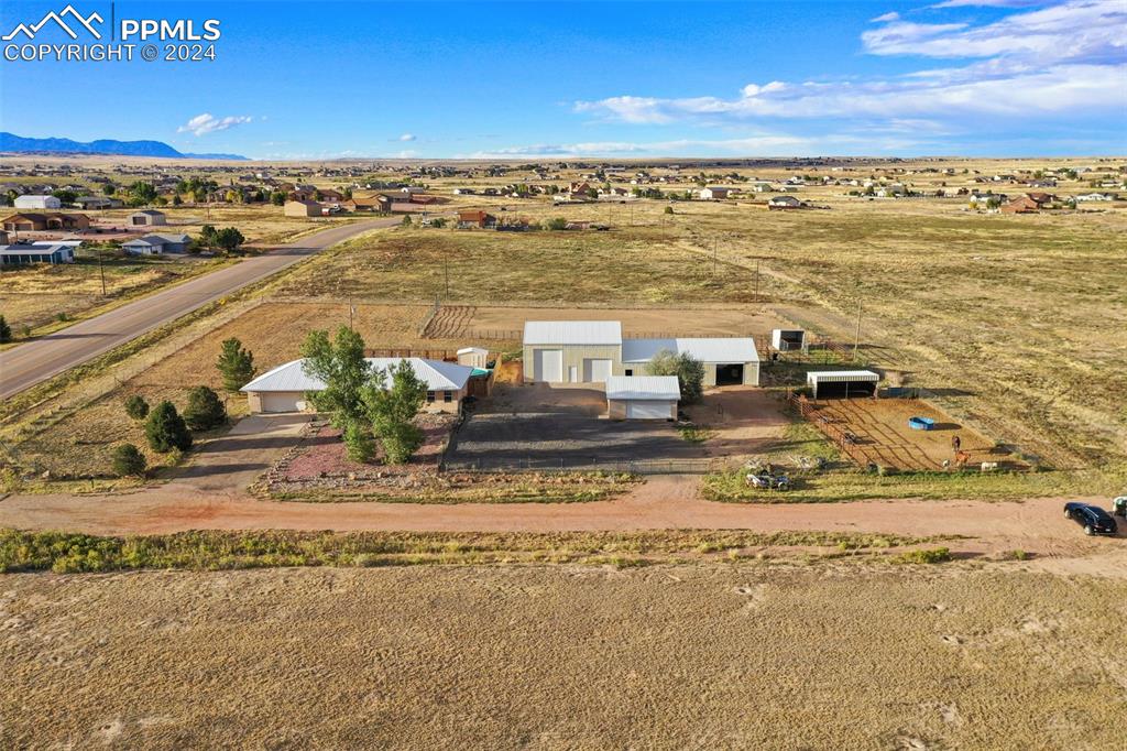 Dove Creek Dr, Pueblo, CO 81007