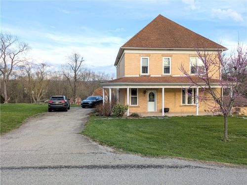 220 Overholt Dr, Scottdale, PA, 15683-1130 | Card Image
