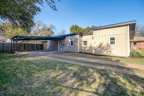 5320 Cahill Oval St, River Oaks, TX, 76114-3615 | Card Image