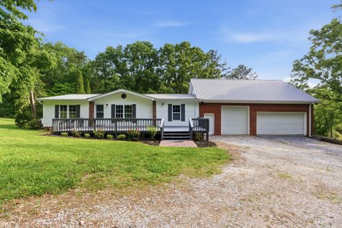2404 Dove Ln, Chattanooga, TN, 37421-1365 | Card Image