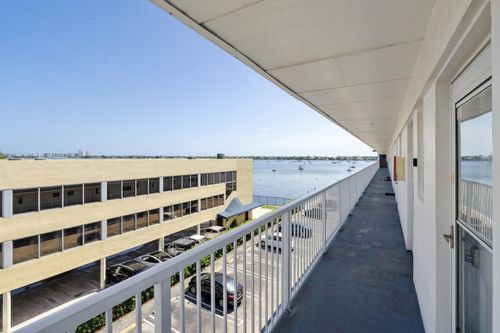 apt-b20-4500 N Flagler Dr, West Palm Beach, FL, 33407-3870 | Card Image