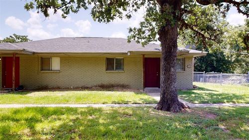 apt-10-16567 Fm 2154 Rd, College Station, TX, 77845-3352 | Card Image