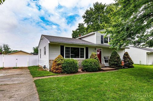 613 Clara Dr, Trenton, OH, 45067-1151 | Card Image