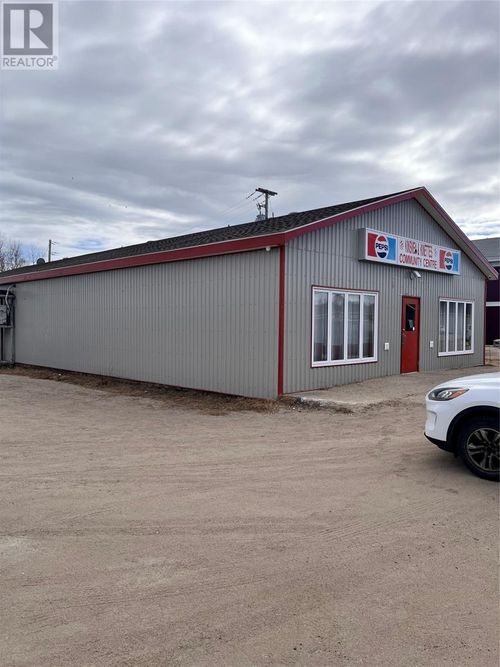41 Grenfell Street, Happy Valley Goose Bay, NL, A0P1E0 | Card Image