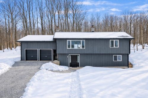 10150 E Grandview Rd, Traverse City, MI, 49684-5428 | Card Image