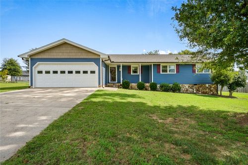 105 Stonehaven Dr, Anderson, SC, 29625-5252 | Card Image